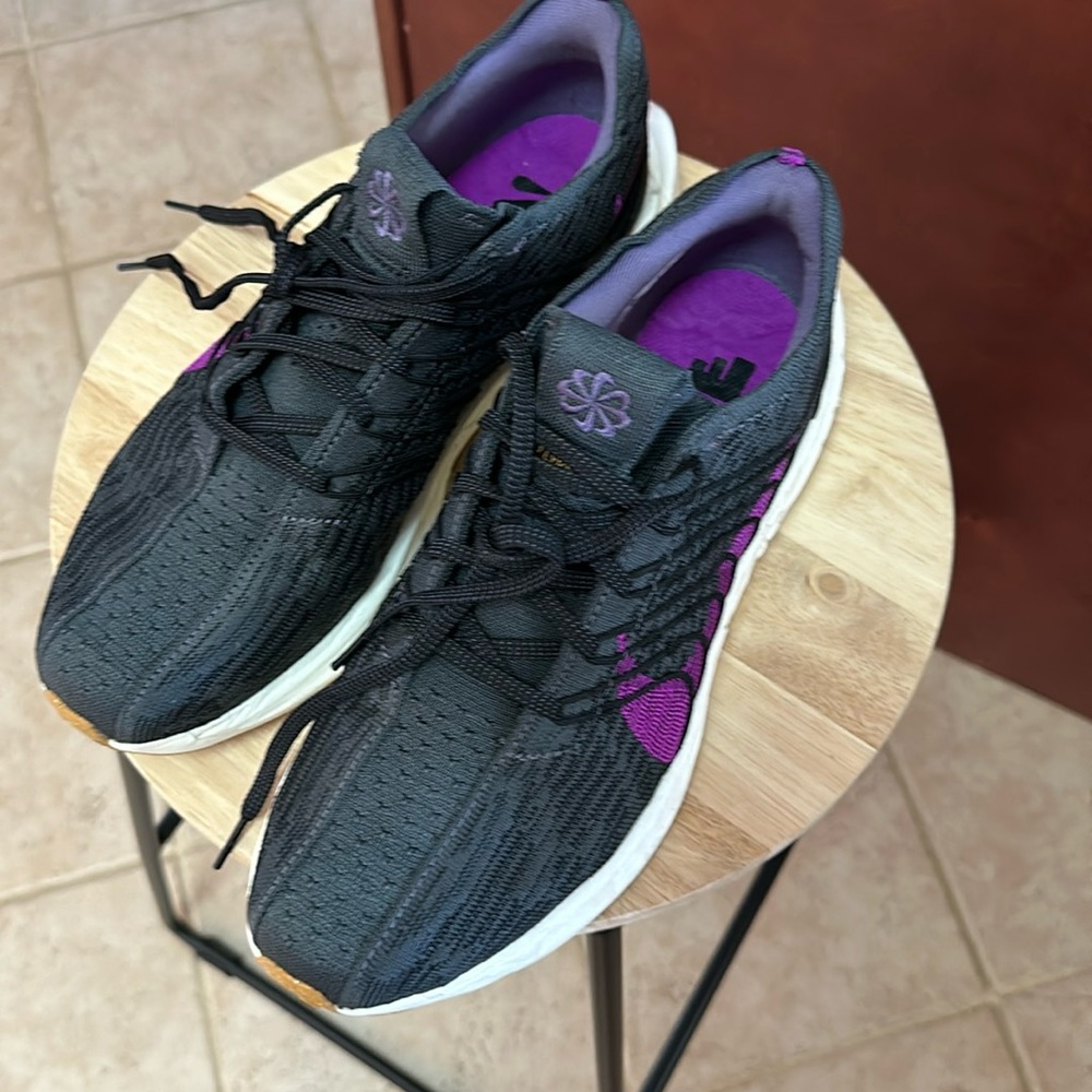 Men’s Nike Pegasus Turbo Next size 9